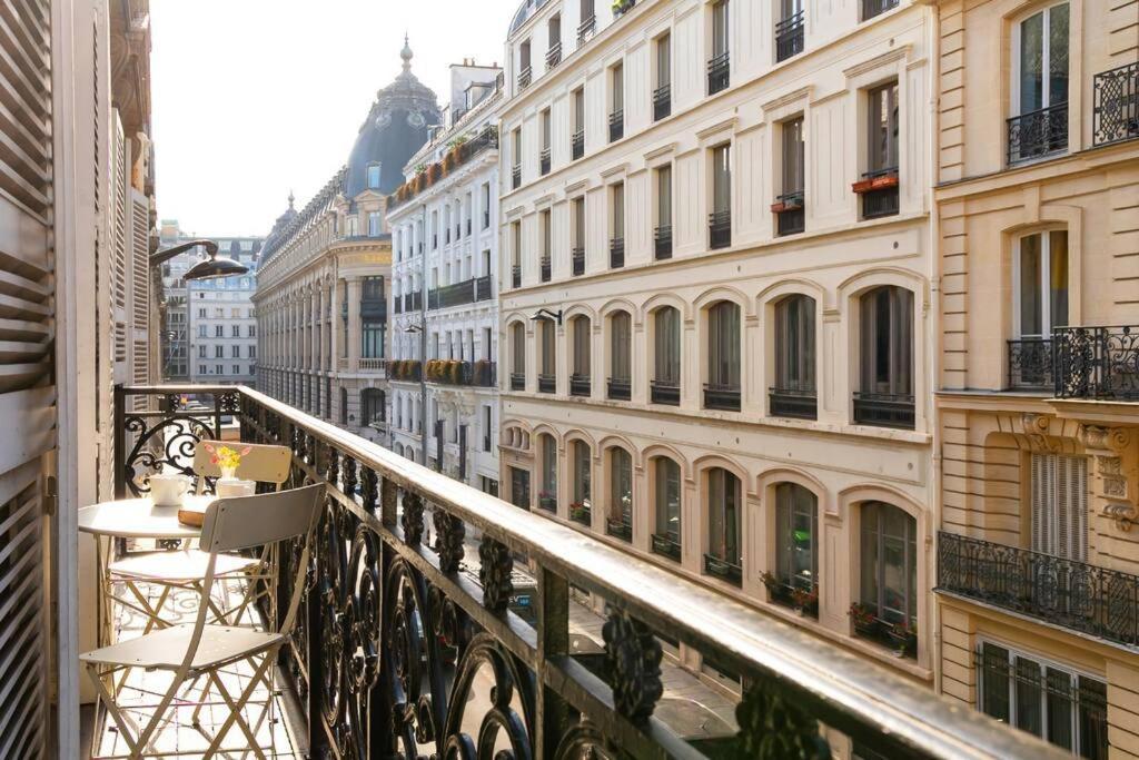 Luxury High End In The Heart Of * Paris